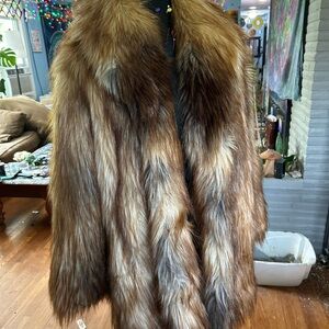 Luxurious Faux Fur Coat in Brown